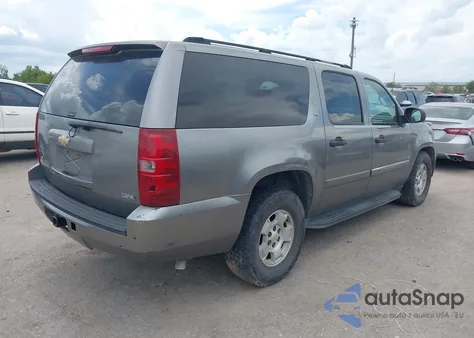 2007 Chevrolet Suburban 1500 Ls z USA, uszkodzony, nr VIN 1GNFC16017R230111
